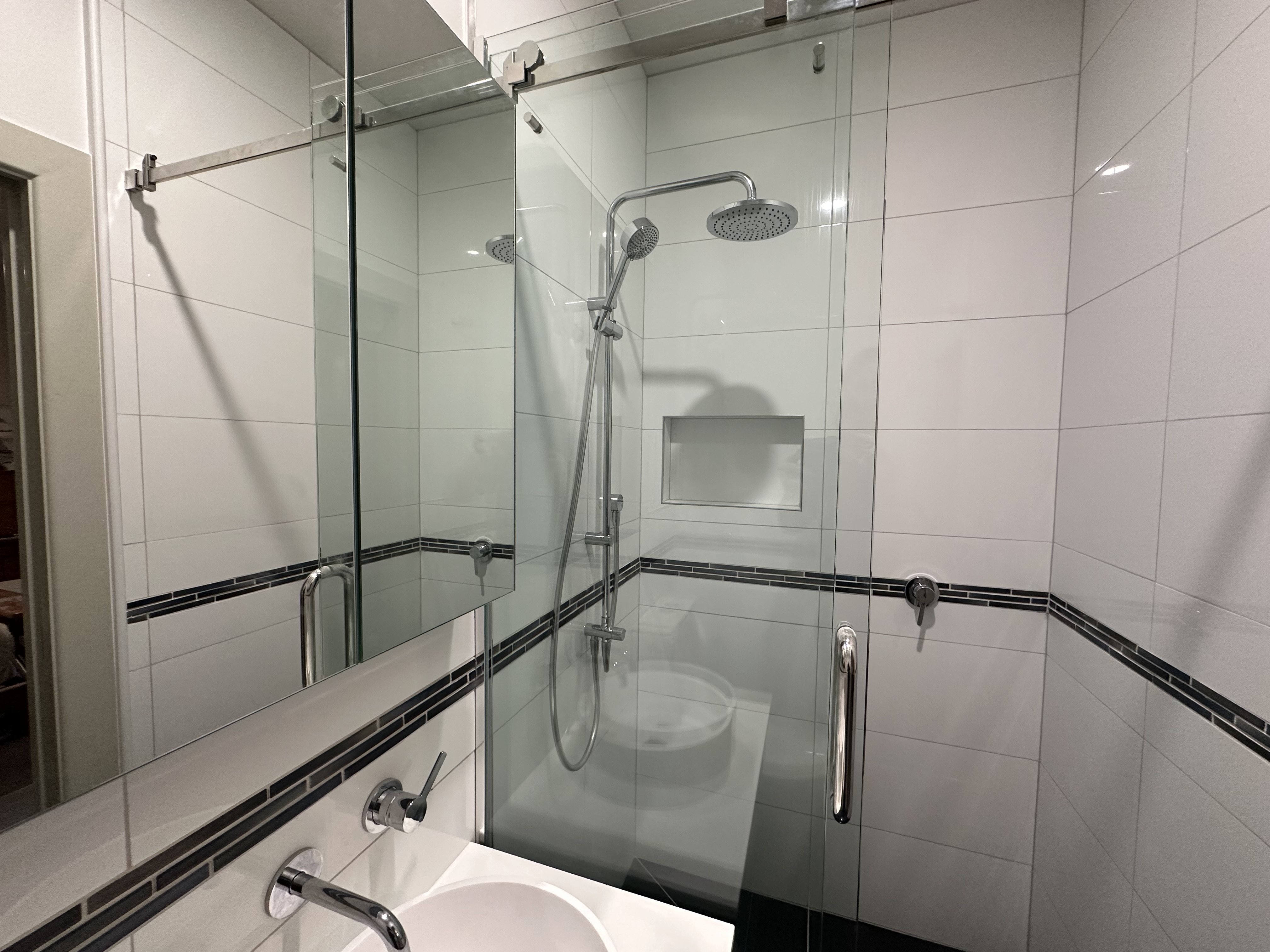 Gisborne tile. Installation , tile contractor